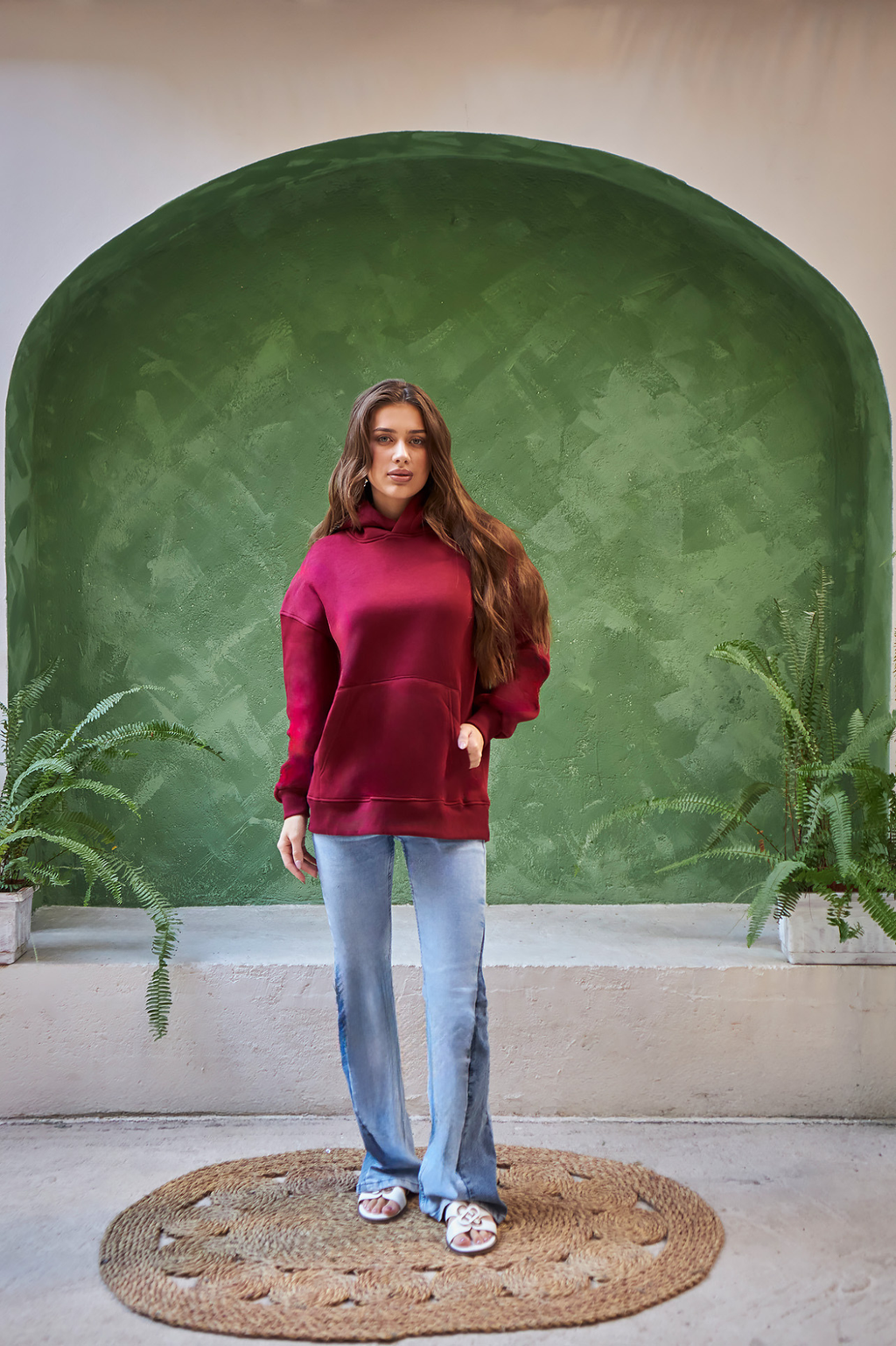 Leil Essential Hoodie in Crimson Night